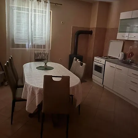 Apartment Mara